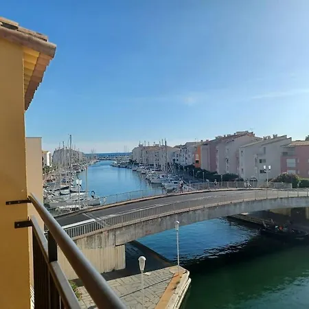 Cap'nomad Cote Port - Terrasse - Piscine - Parking * 아그